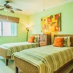Margaritas Condo by BRIC